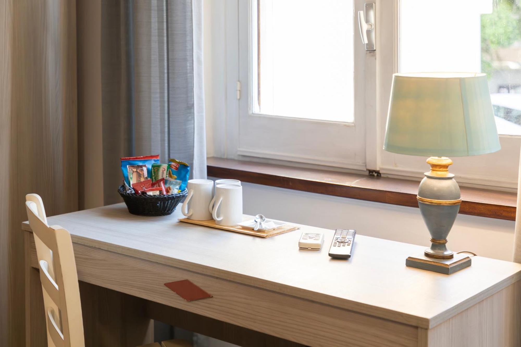 Kalie Rooms Guest House Каляри Екстериор снимка