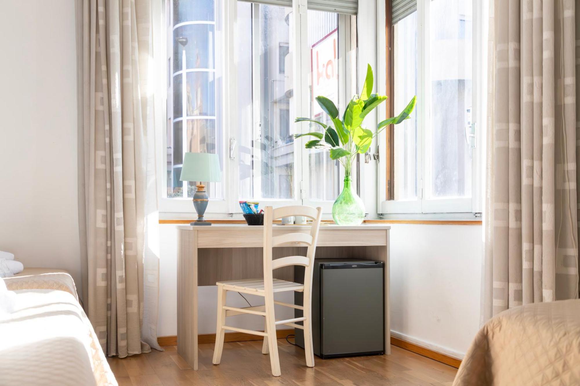 Kalie Rooms Guest House Каляри Екстериор снимка