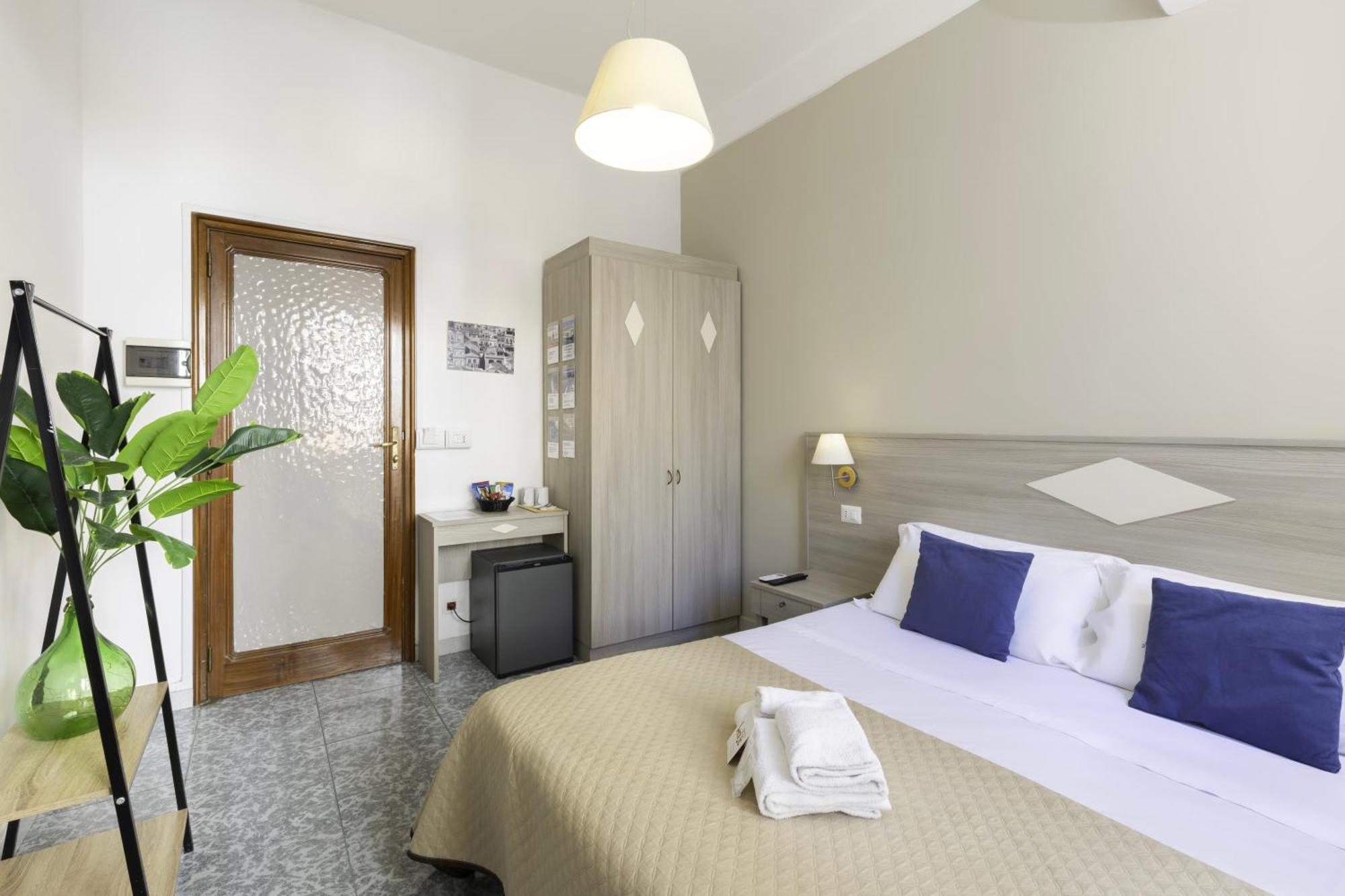 Kalie Rooms Guest House Каляри Екстериор снимка