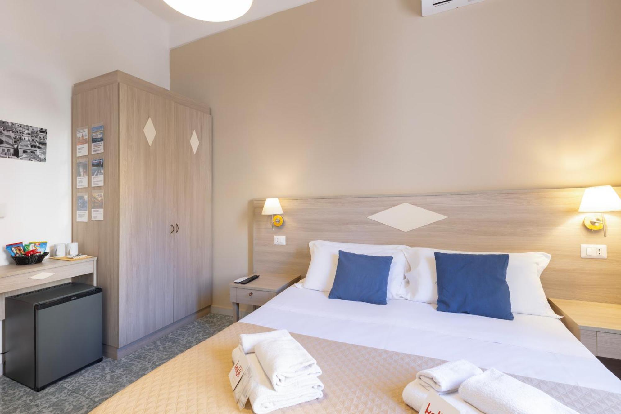 Kalie Rooms Guest House Каляри Екстериор снимка