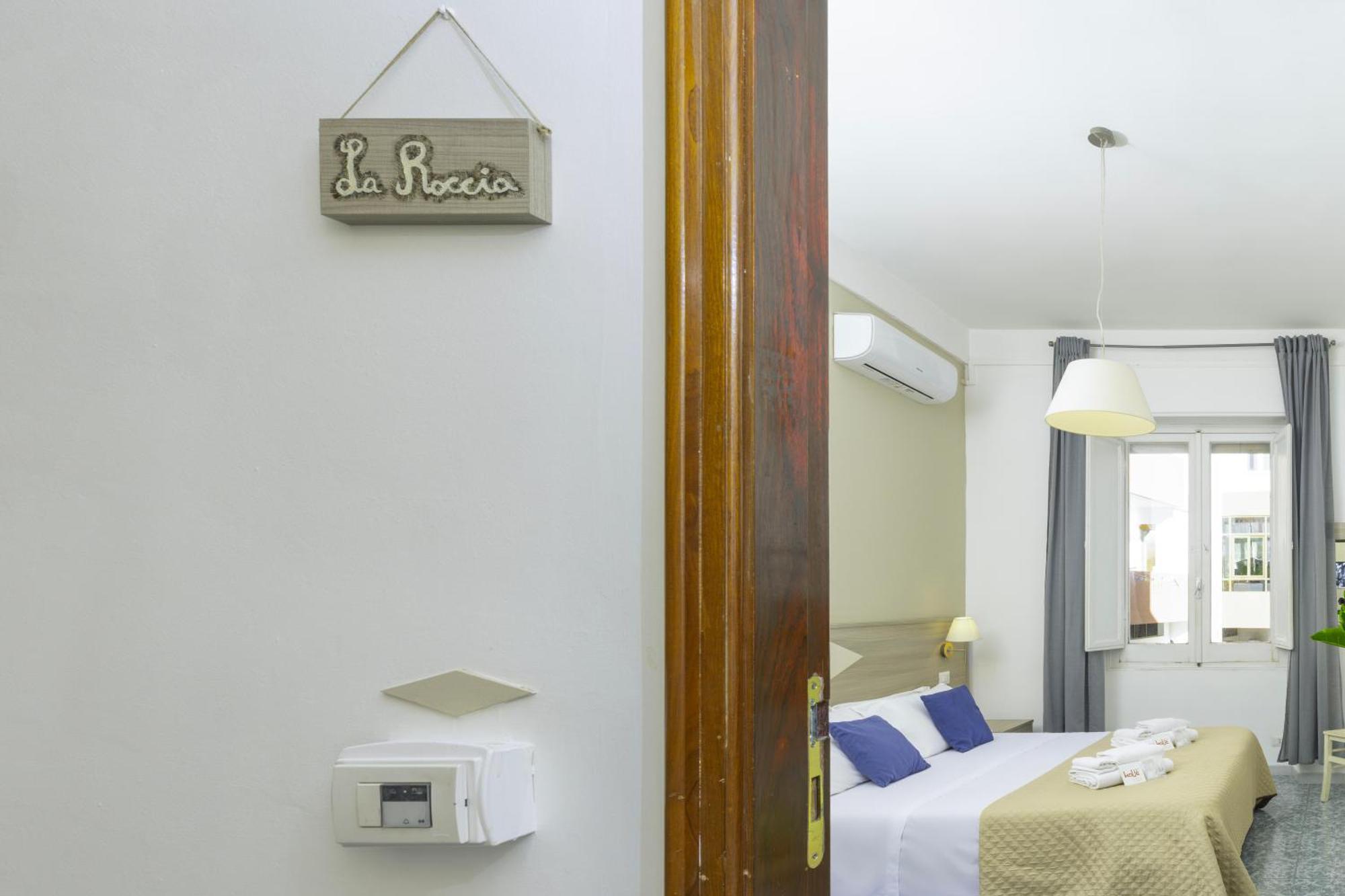 Kalie Rooms Guest House Каляри Екстериор снимка