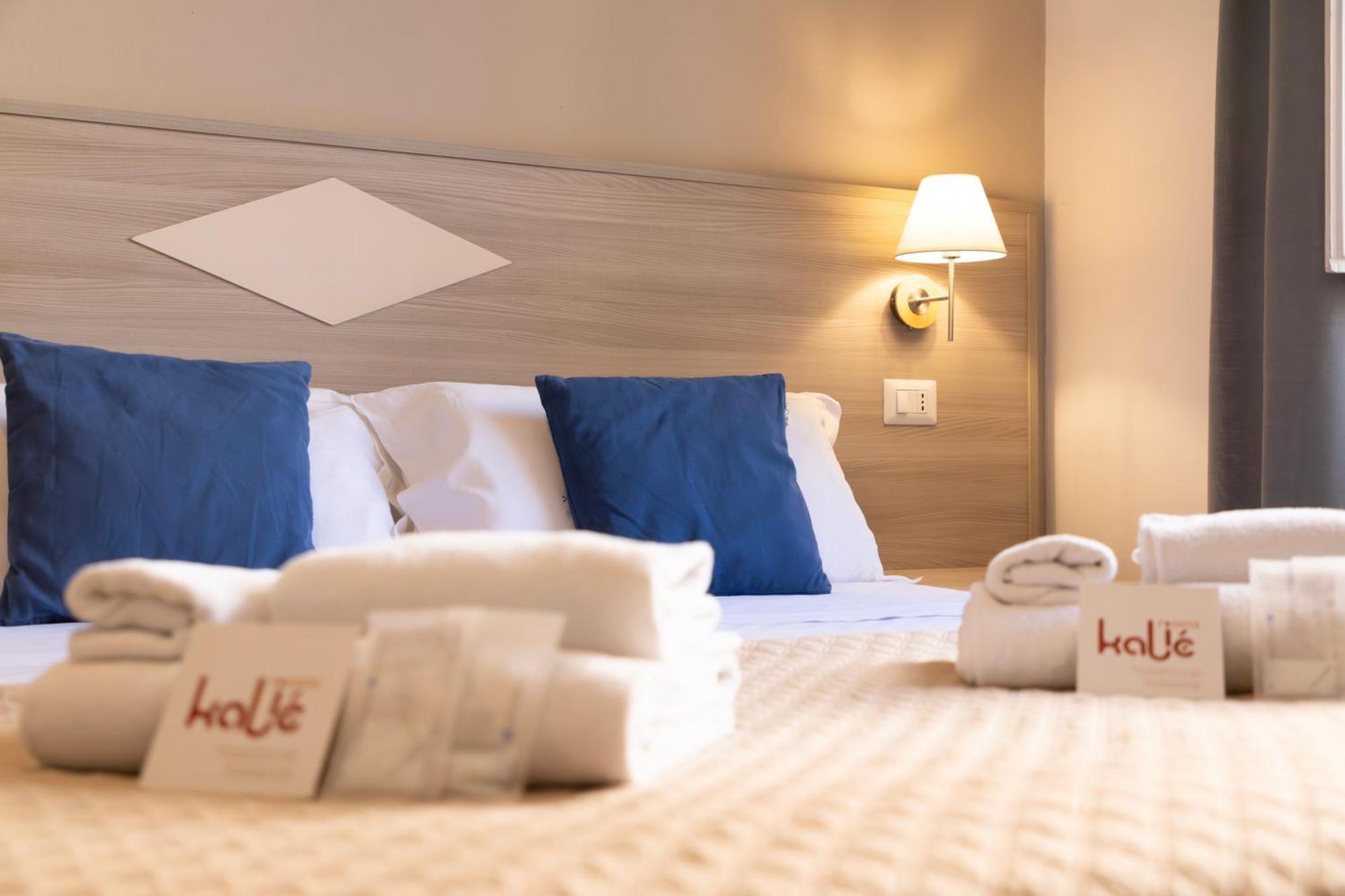 Kalie Rooms Guest House Каляри Екстериор снимка